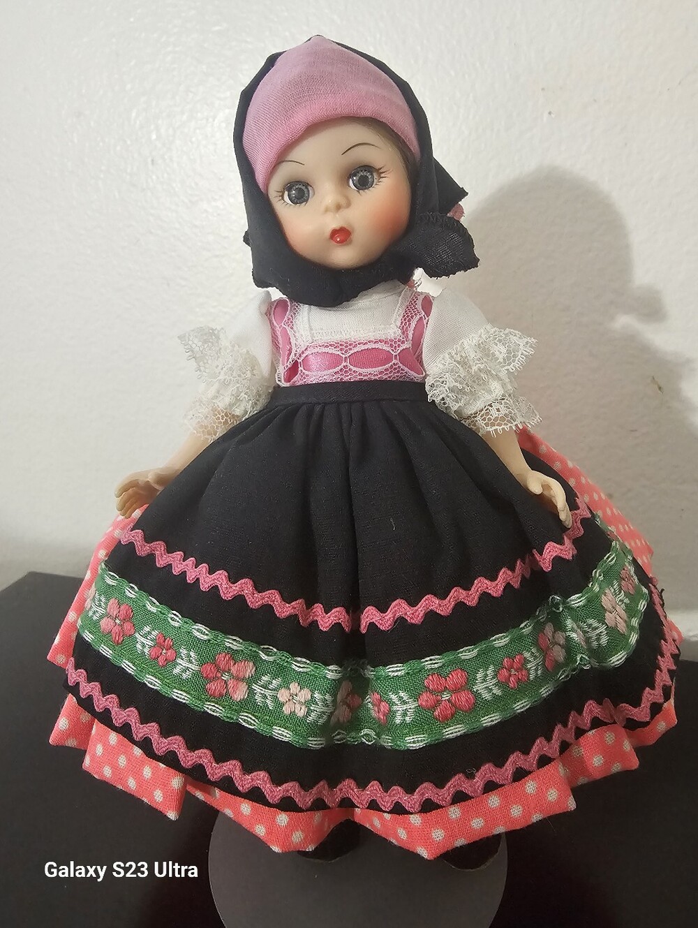 YUGOSLAVIA DOLL - Picture 4 of 14